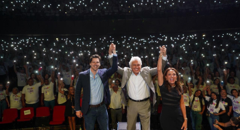 Caiado, Gracinha e Daniel Vilela recepcionam 5 mil novos beneficiários do ProBem